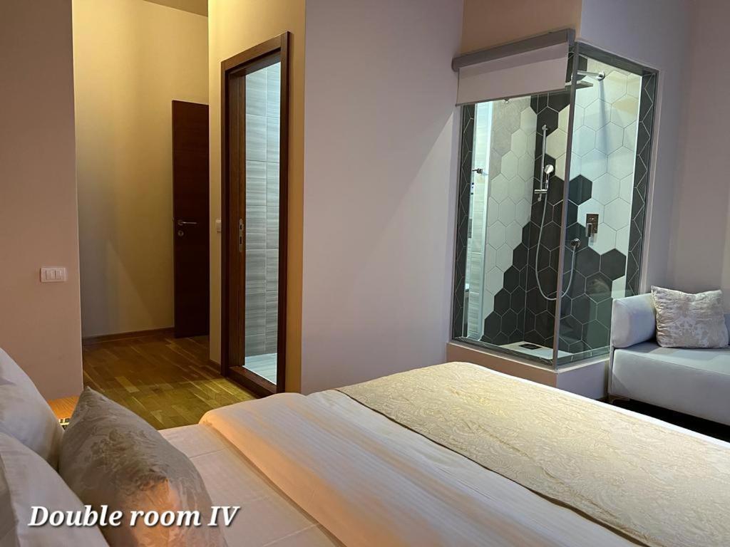 Metropoliten Rooms Belgrado Buitenkant foto